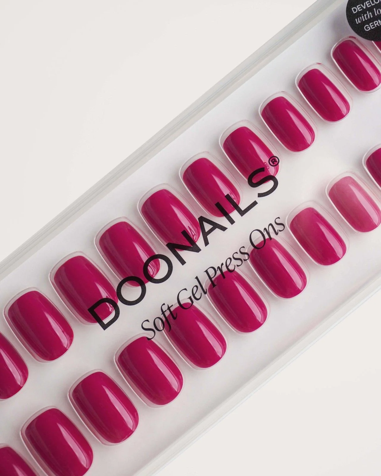 Acai Berry Corte Quadrate Press Ons in Soft Gel - Image 5