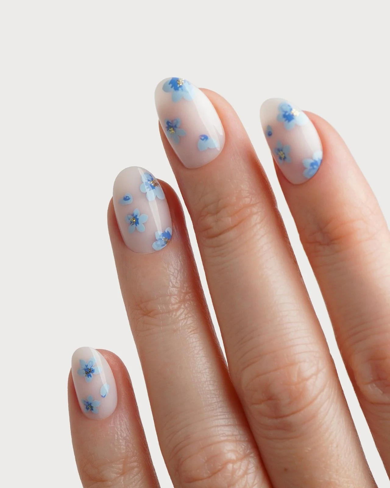 Edizione Limitata Blossom Babe Corte Rotonde Press Ons in Soft Gel - Image 2