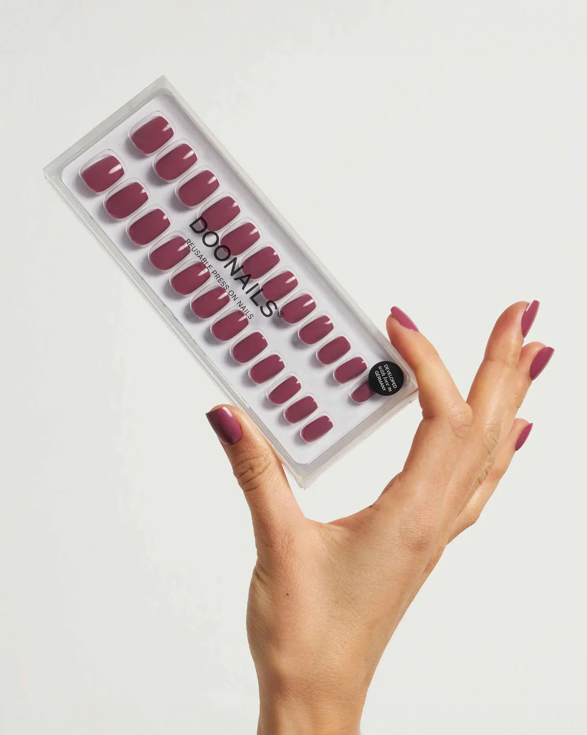 Bubblegum Corte Quadrate Press Ons in Soft Gel - Image 4