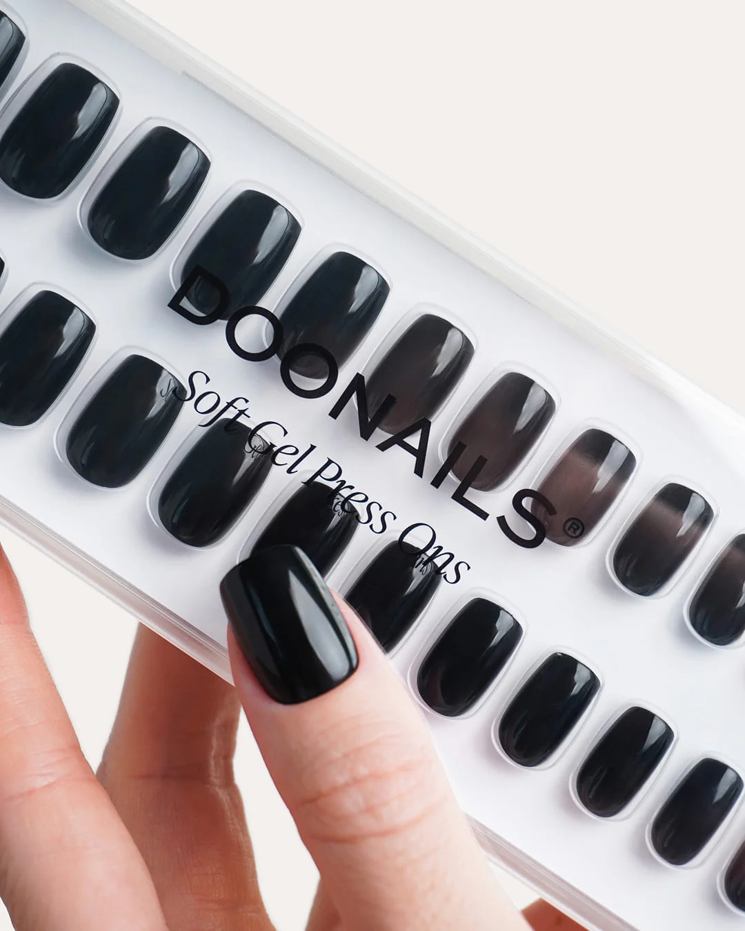 Dark Dream Corte Quadrate Press Ons in Soft Gel - Image 5