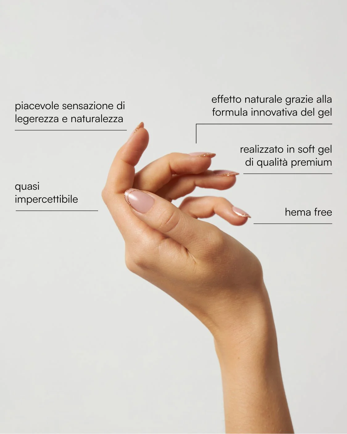 Golden French Medie Rotonde Press Ons in Soft Gel - Image 3