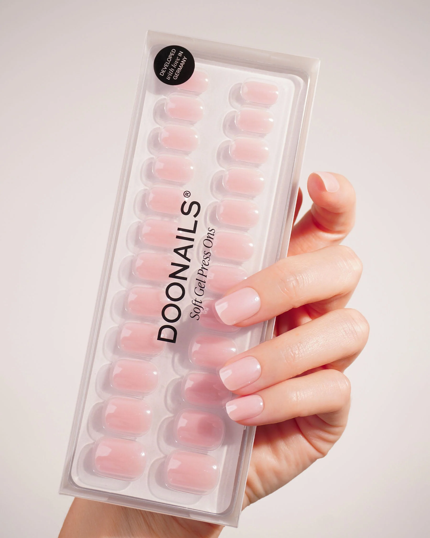 Jetset Extra Corte Quadrate Press Ons in Soft Gel - Image 4