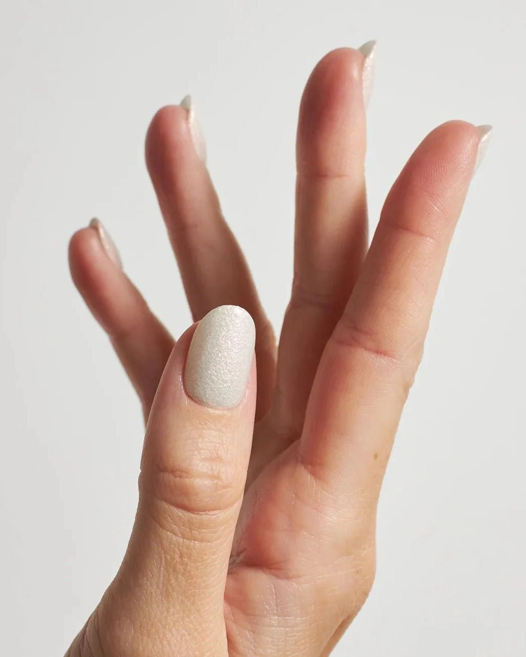 Pearl Perfect Dipping Powder - Image 3