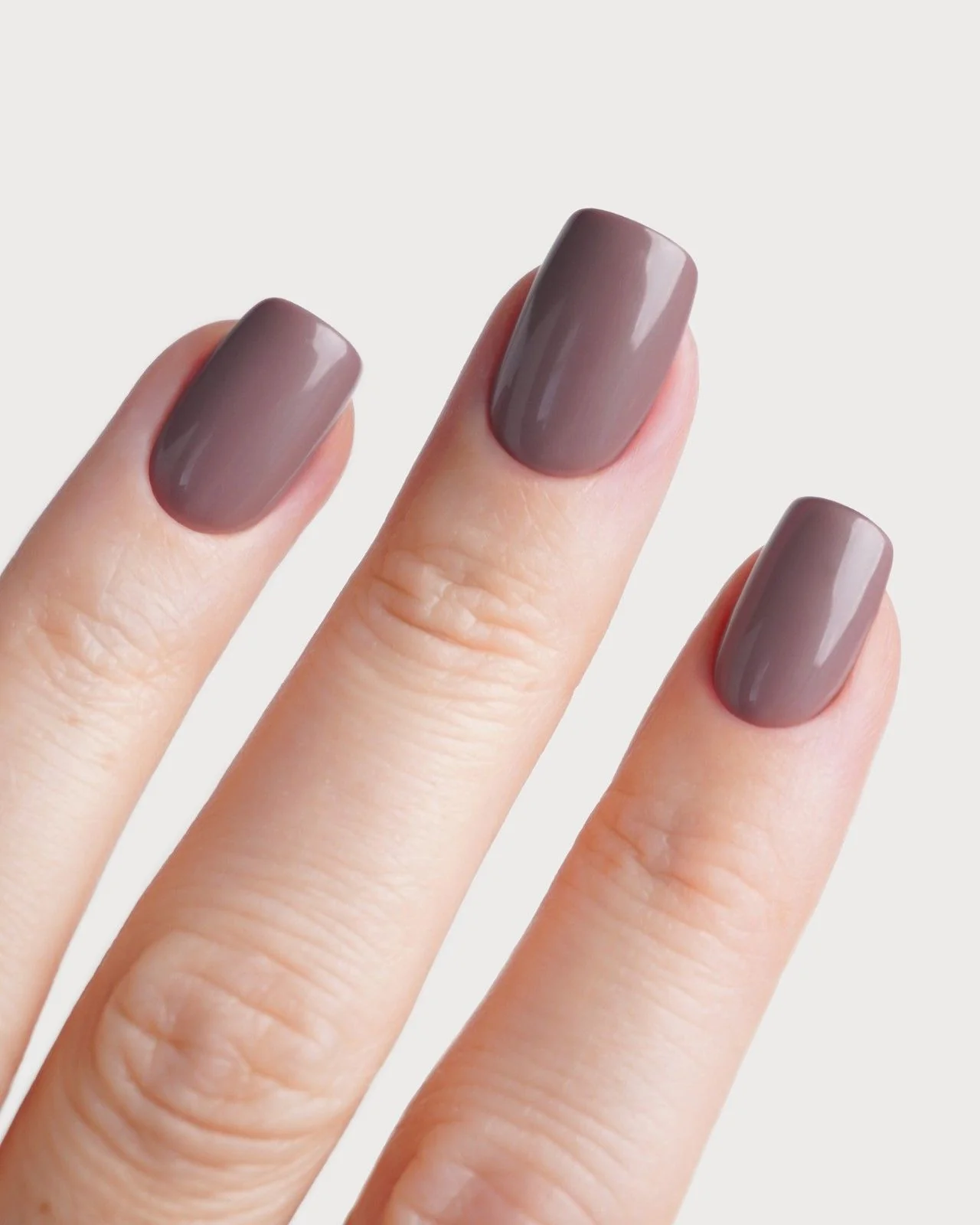 Silent Night Mauve Corte Quadrate Press Ons in Soft Gel - Image 2