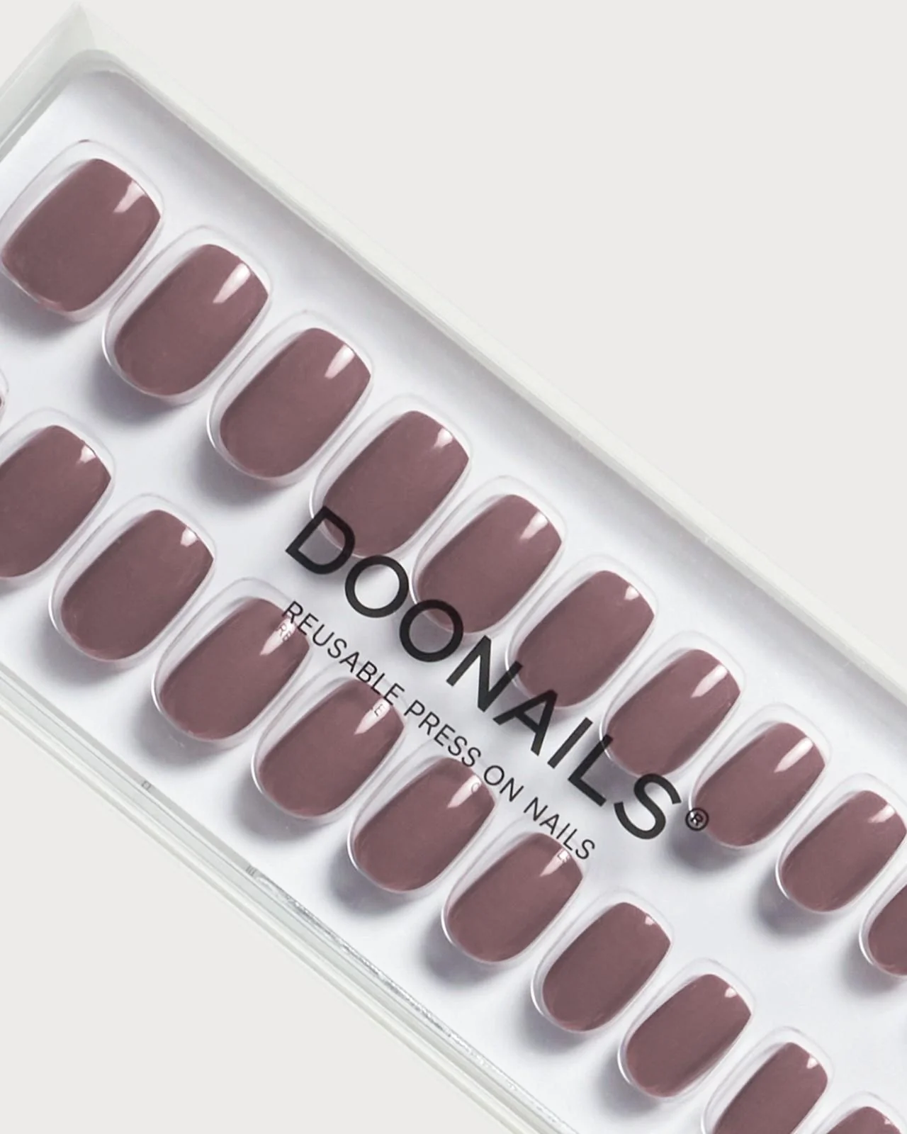 Silent Night Mauve Corte Quadrate Press Ons in Soft Gel - Image 5